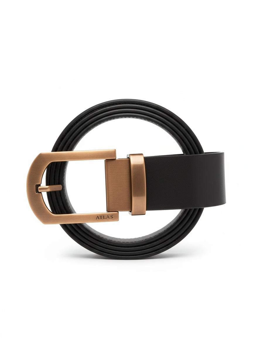 Bronze-Clasp Leather Belt in Onyx